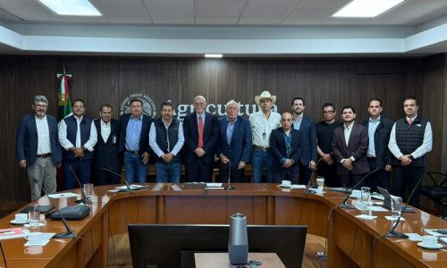 UGR´S DE SONORA, DURANGO Y COAHUILA SE REUNEN CON SECRETARIO DE SADER, JULIO BERDEGUÉ