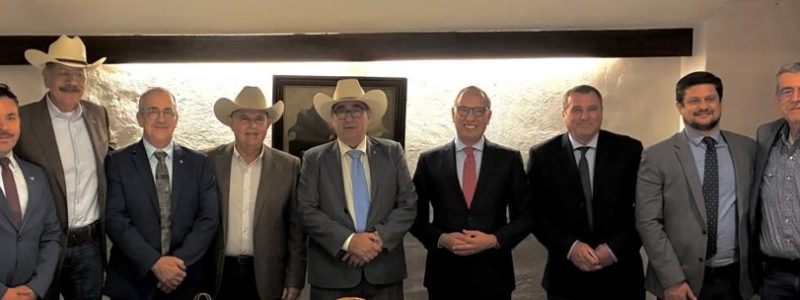 Uruguay visita la CNOG para fortalecer la cooperación ganadera